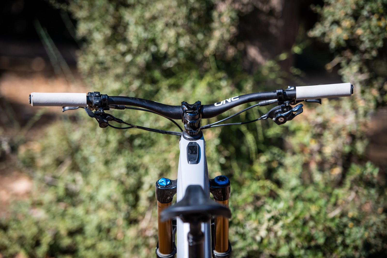 OneUp Components Carbon EHandlebar Reviews, Comparisons, Specs